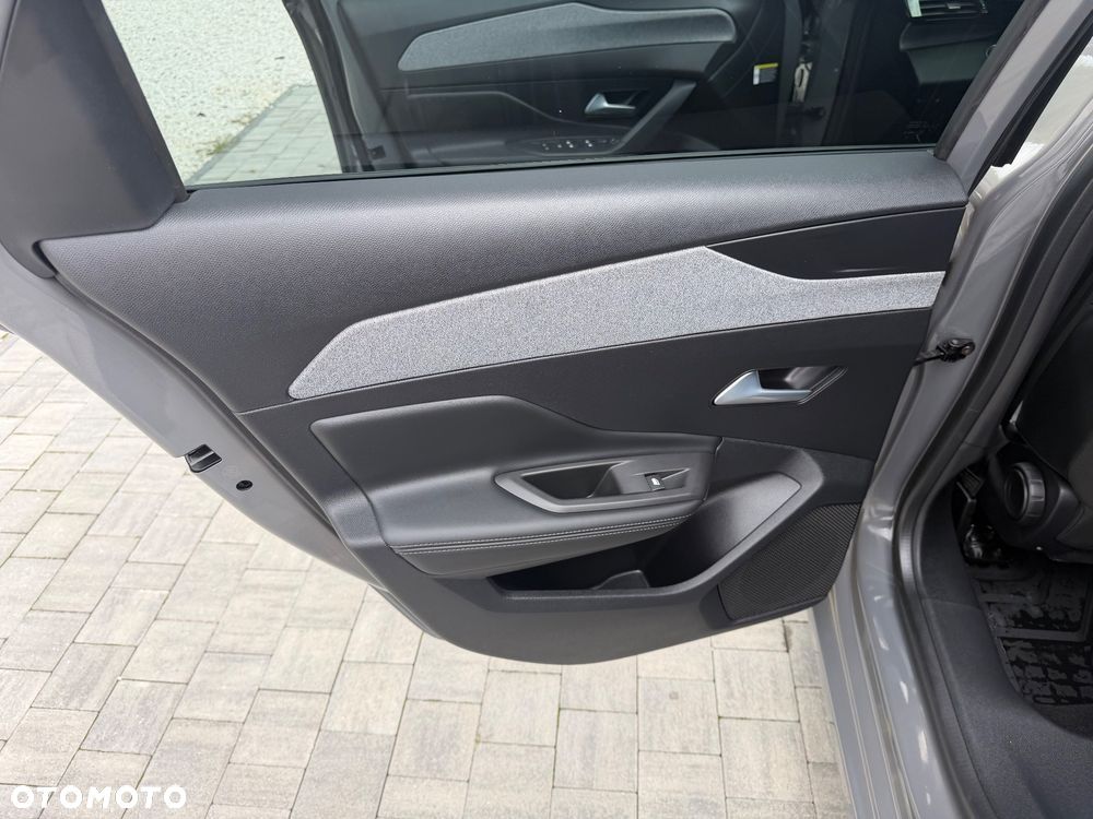 Peugeot 308 1.5 BlueHDi Allure Pack S&S EAT8 - 16