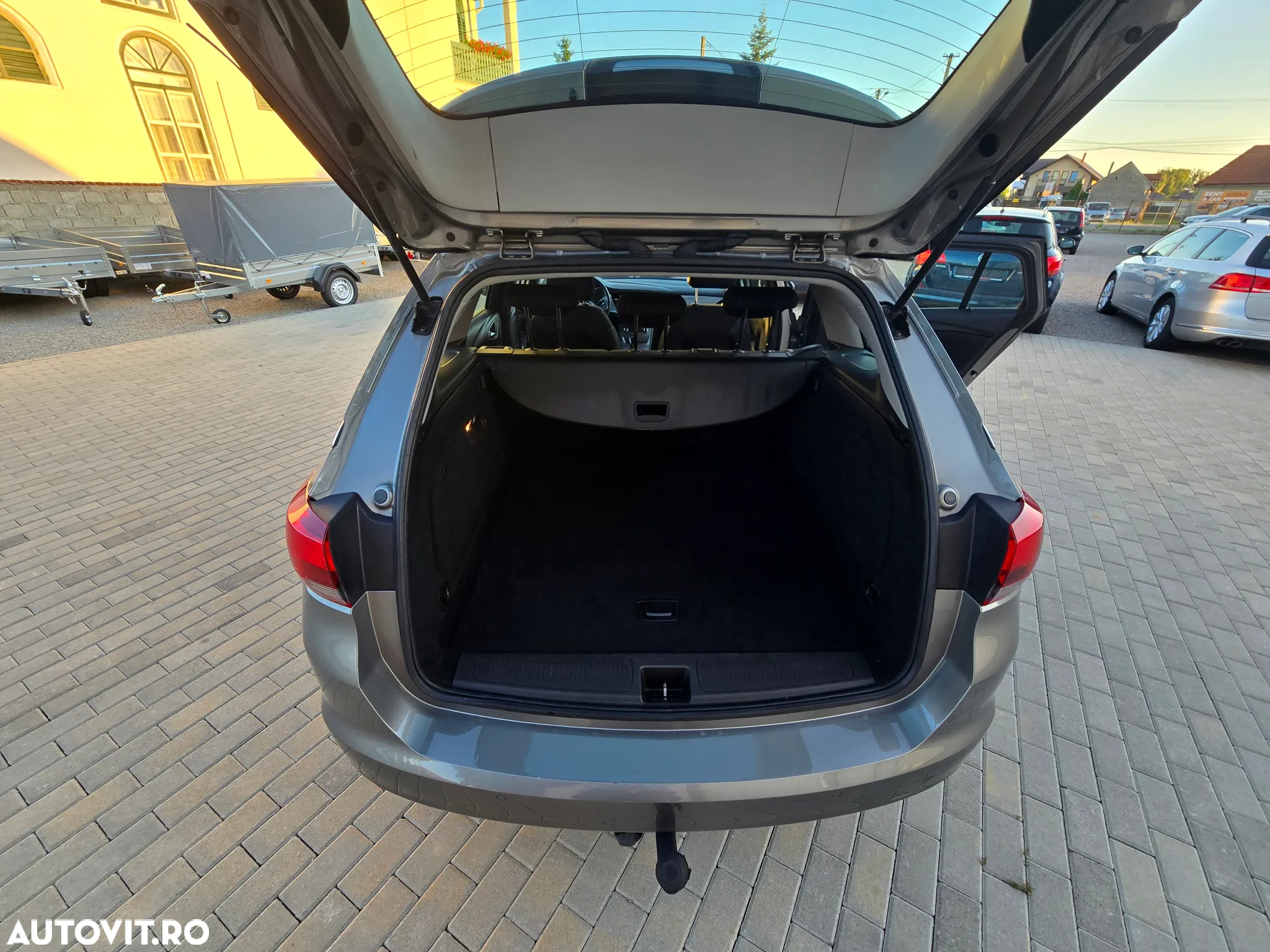 Opel Astra 1.6 CDTI DPF ecoFLEX Sports TourerStart/Stop Edition - 19