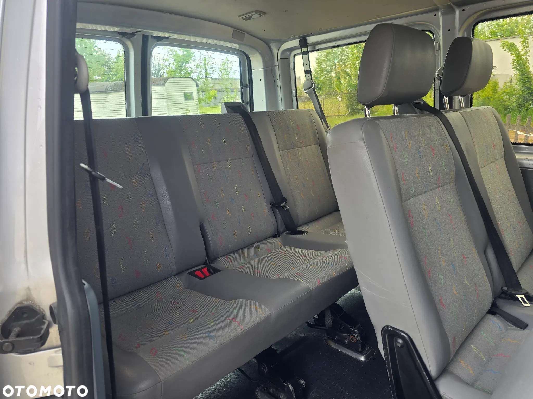 Volkswagen Transporter T5 TDI L2H1 - 7