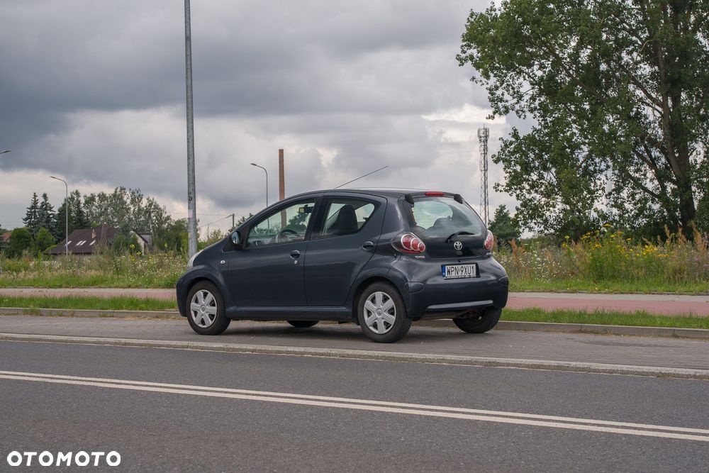 Toyota Aygo - 5