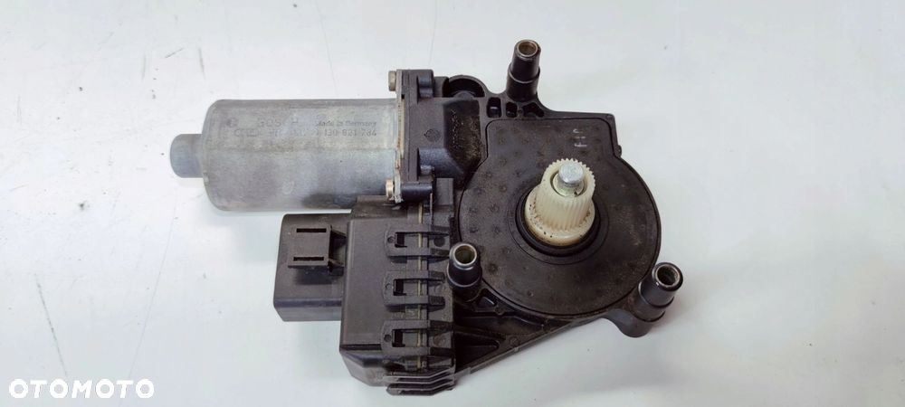 SILNIK SILNICZEK SZYBY PRAWY TYŁ AUDI A6 C5 0130821784 - 1