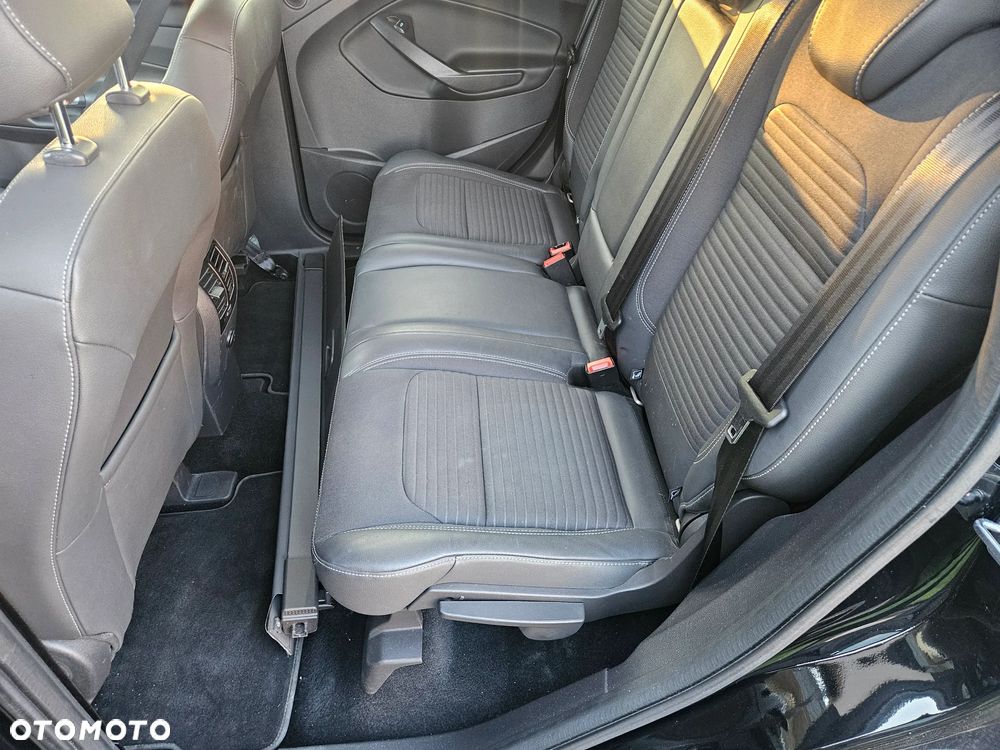 Ford Kuga 1.5 EcoBoost 2x4 Titanium - 28