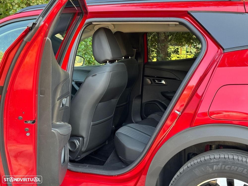 Peugeot e-2008 50 kWh Allure - 27