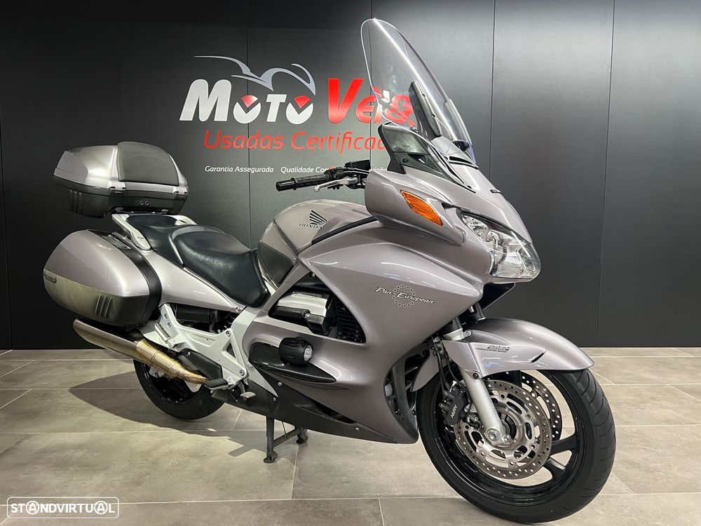 Honda Pan European ST 1300 - 3