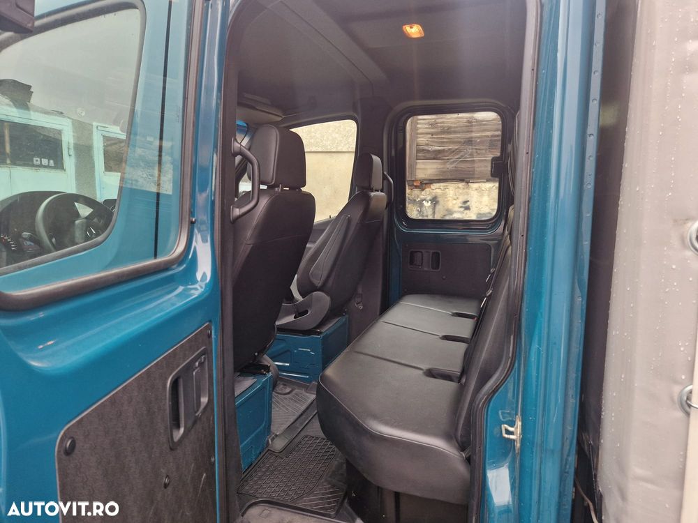 Mercedes-Benz Sprinter - 13