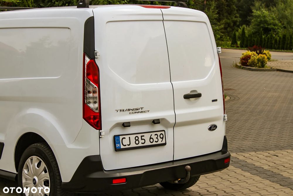 Ford Connect MAX - 19