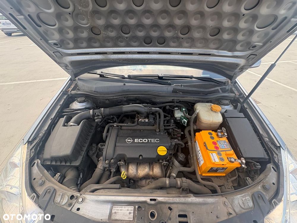 Opel Astra 1.4 Enjoy - 17