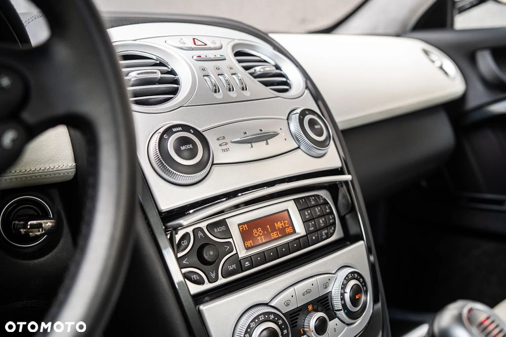 Mercedes-Benz SLR McLaren Coupe - 23
