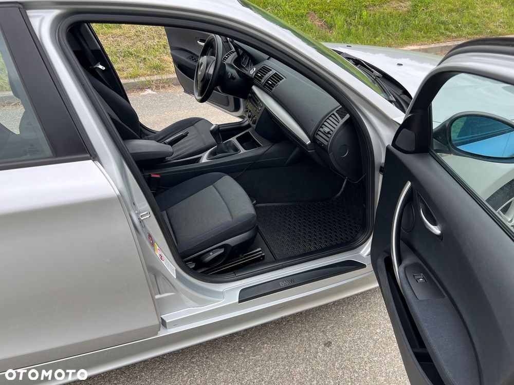 BMW Seria 1 - 13