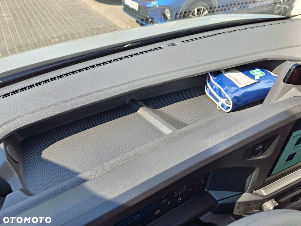 Volkswagen Transporter - 27