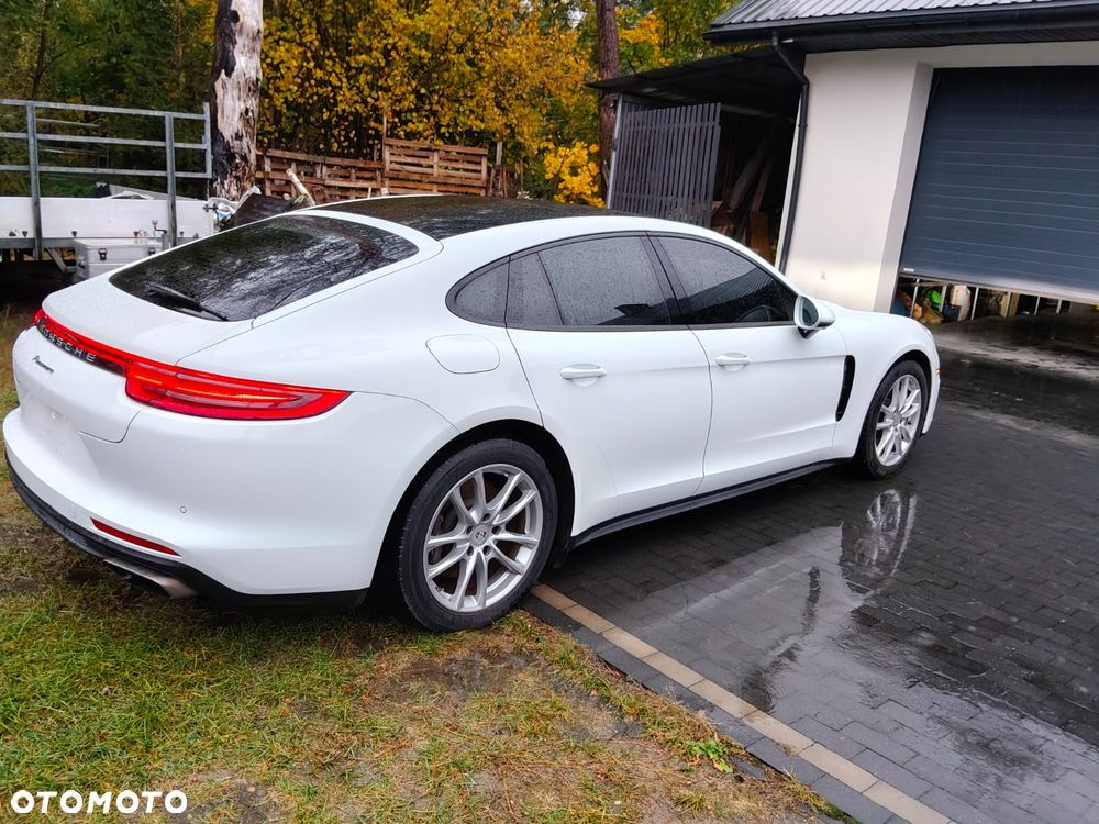 Porsche Panamera - 6