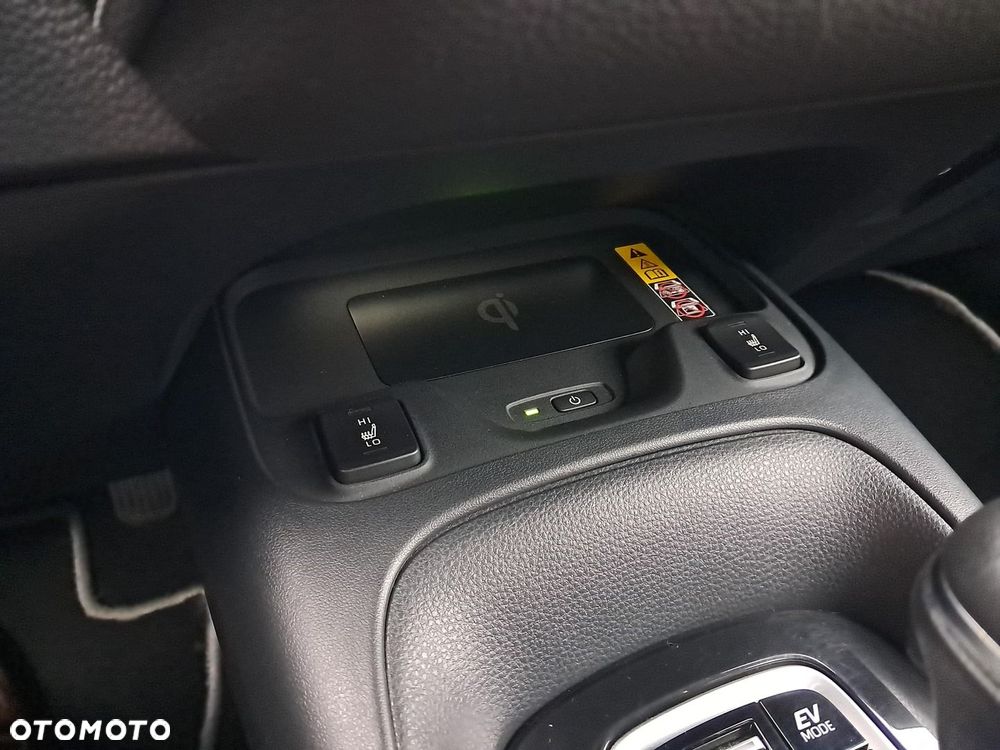 Toyota Corolla 1.8 Hybrid Style - 18