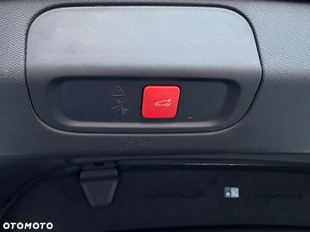 Peugeot 408 180 e-EAT8 GT - 17