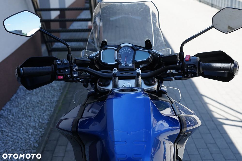 Triumph Tiger - 16
