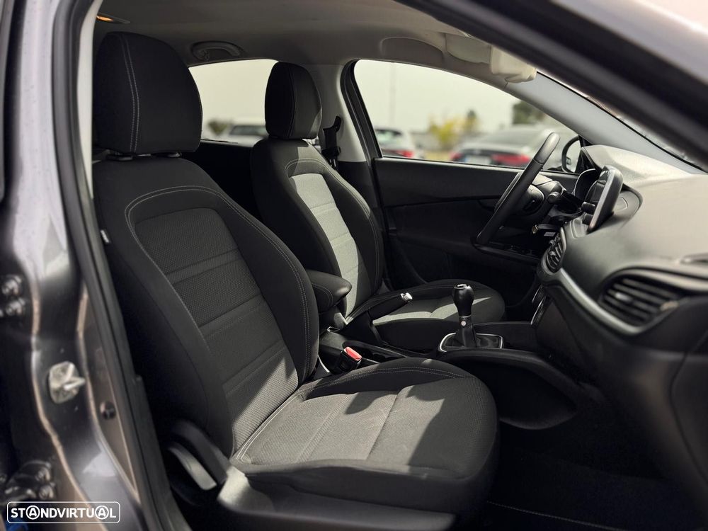 Fiat Tipo 1.3 M-Jet Lounge Tech J17 - 11