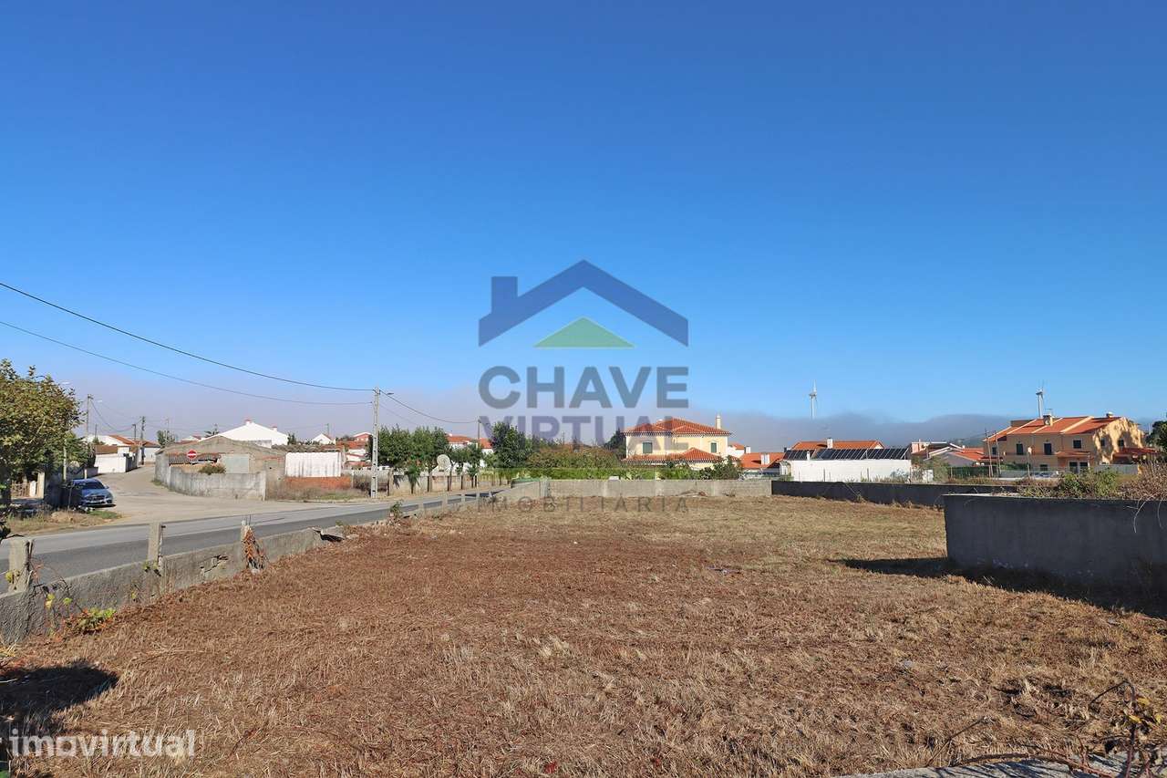 Terreno Rústico com 1.300 m2 - Lourinhã - Ideal para Projetos Agríc... - Grande imagem: 5/8