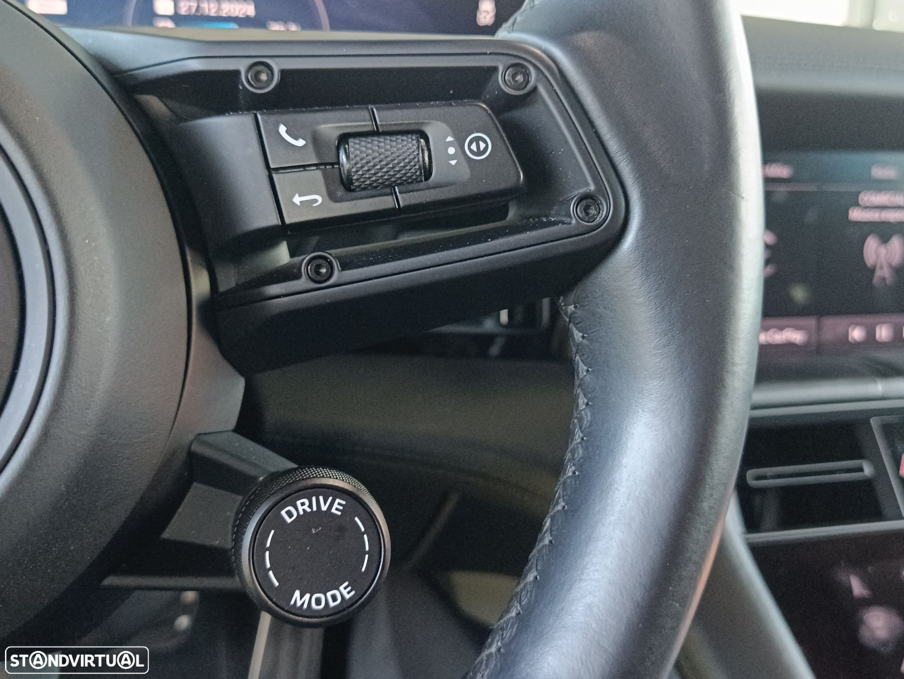 Porsche Taycan Turbo - 22