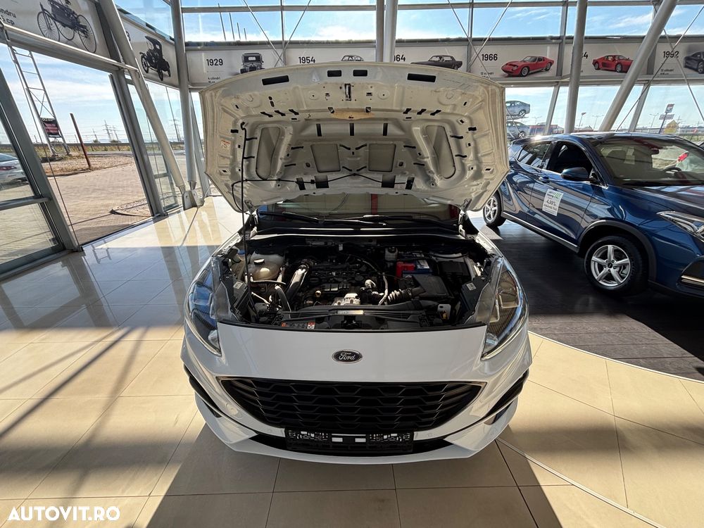 Ford Kuga - 17