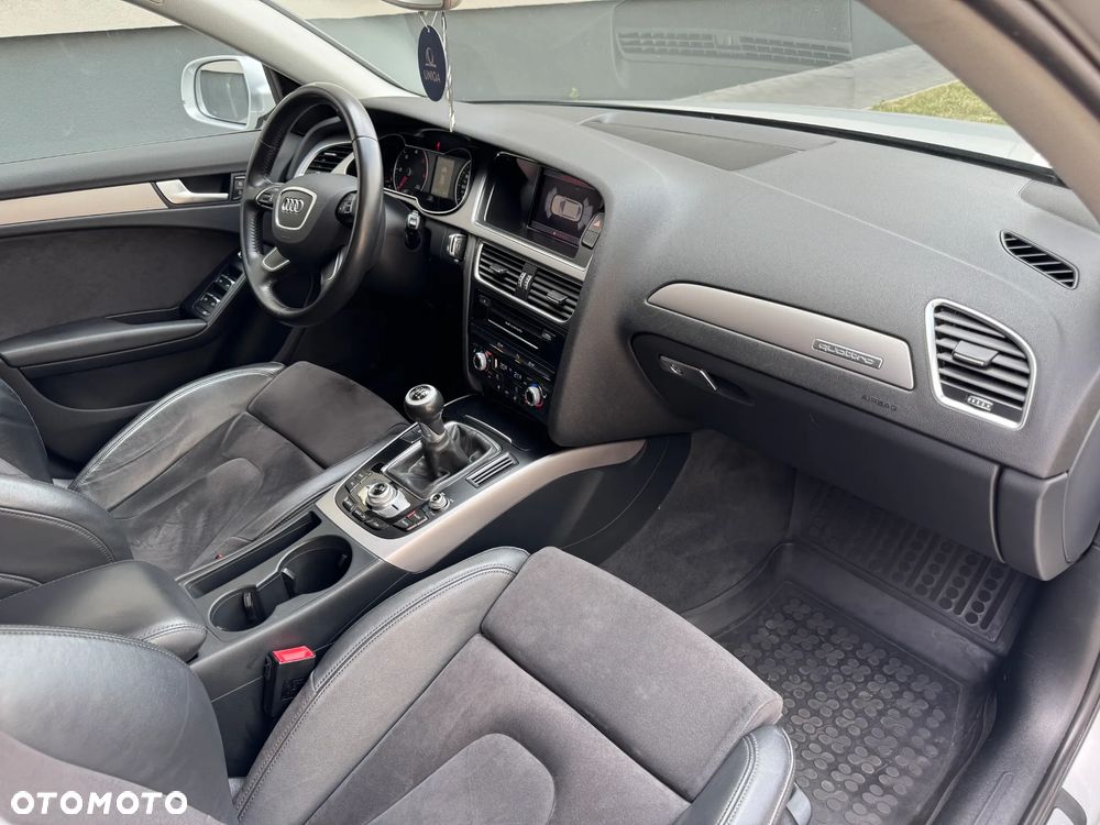 Audi A4 Avant - 30