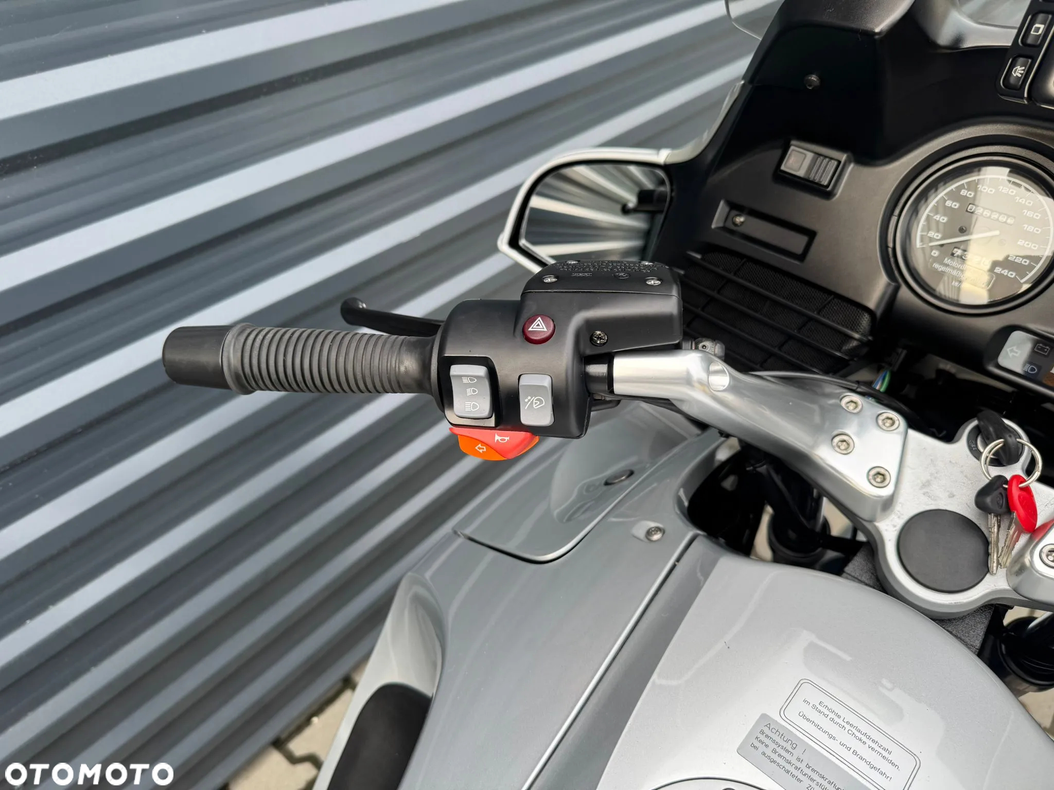 BMW R - 11