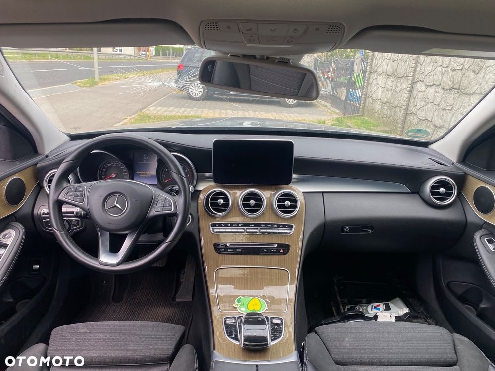 Mercedes-Benz Klasa C 180 7G-TRONIC Exclusive - 8