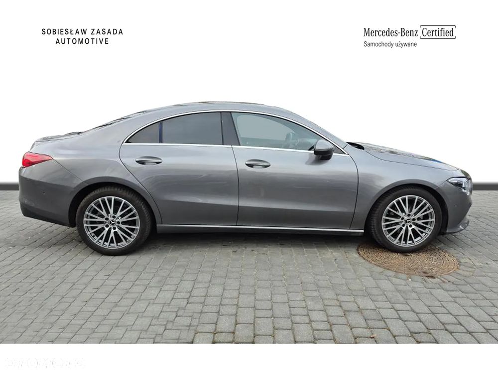 Mercedes-Benz CLA 180 7G-DCT - 6