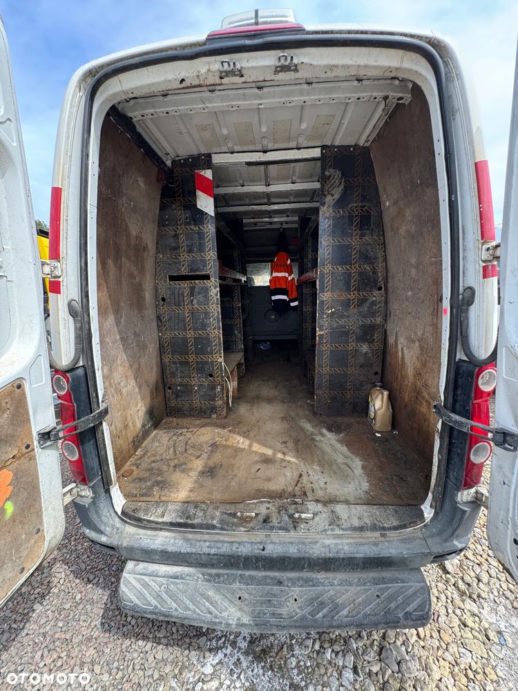Volkswagen CRAFTER - 11