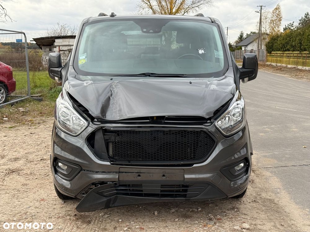 Ford Tourneo Custom 320 L1H1 VA Autm Titanium - 2