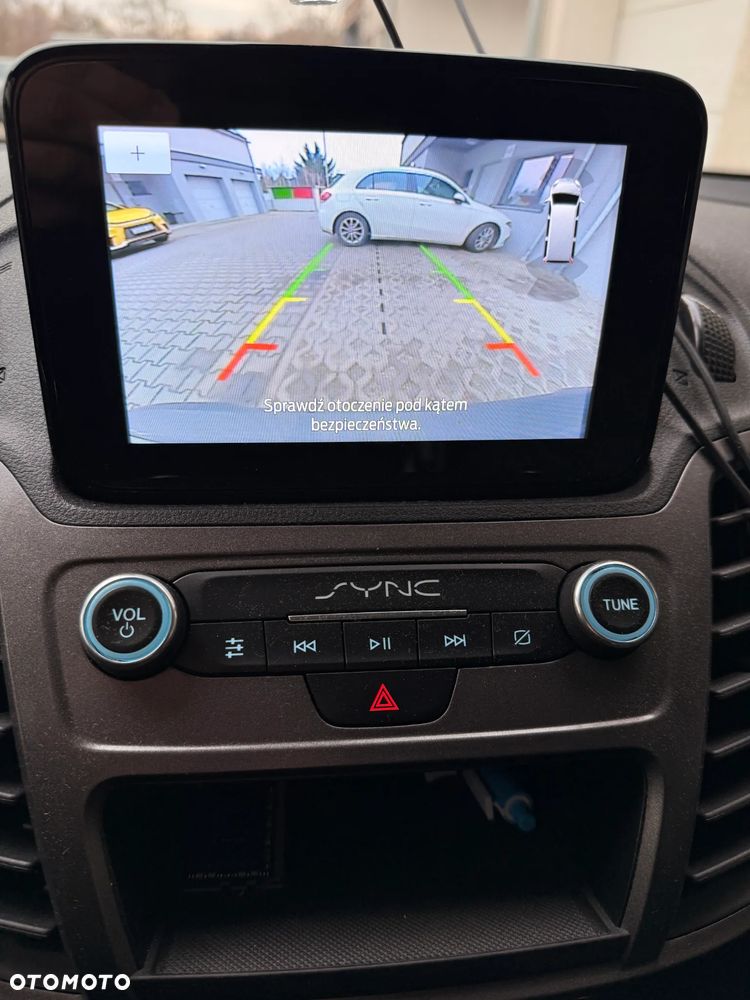 Ford Transit Connect - 12