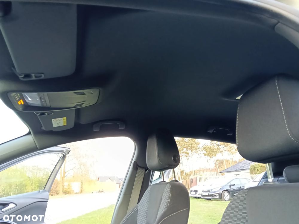 Opel Astra 1.4 Turbo Edition - 21
