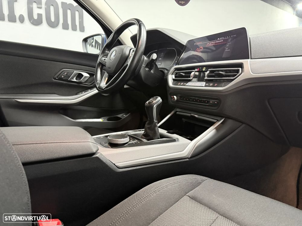 BMW 318 d Advantage - 16