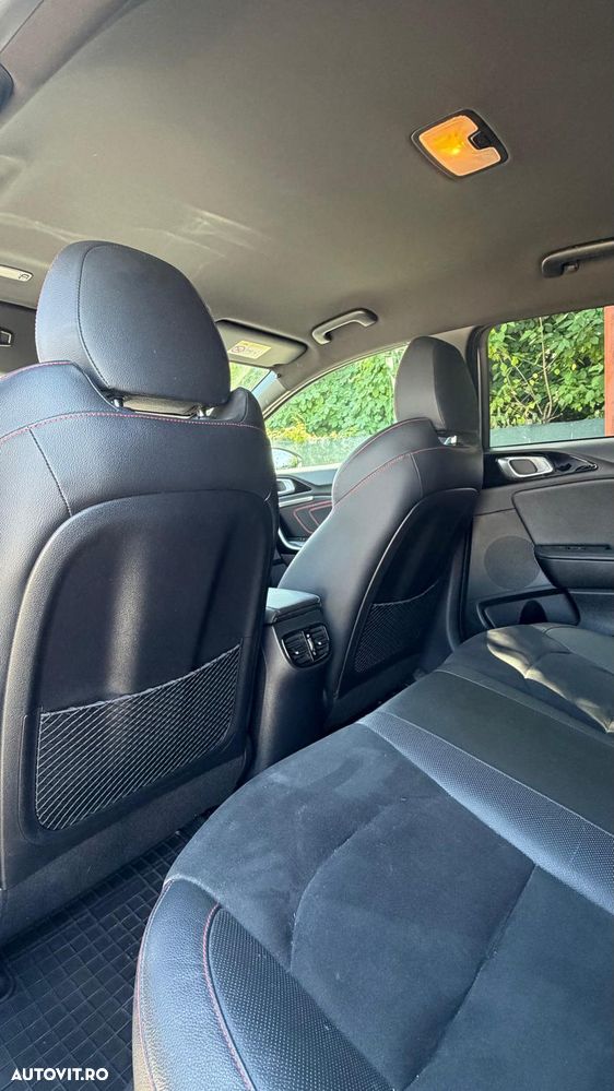 Kia Ceed 1.6 T-GDI 7DCT GT - 14