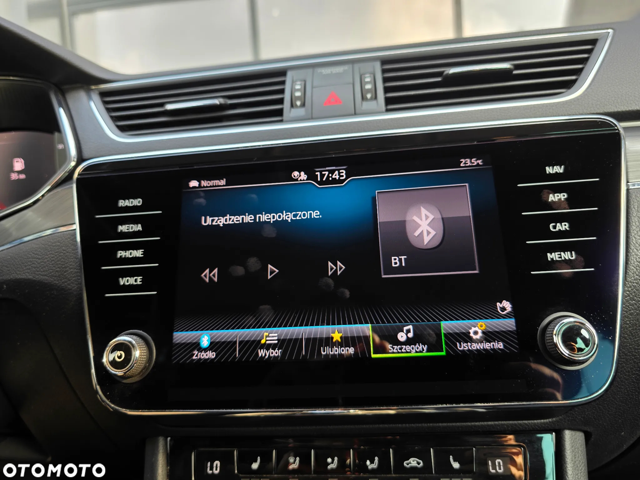 Skoda Superb 2.0 TDI SCR 4x4 Scout DSG - 26