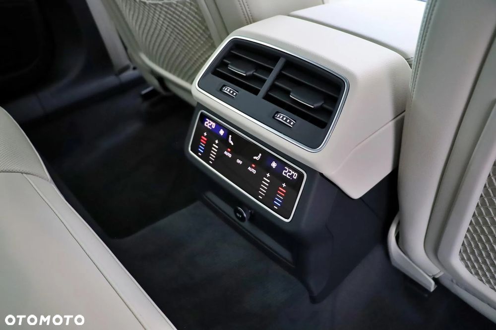 Audi A6 - 30