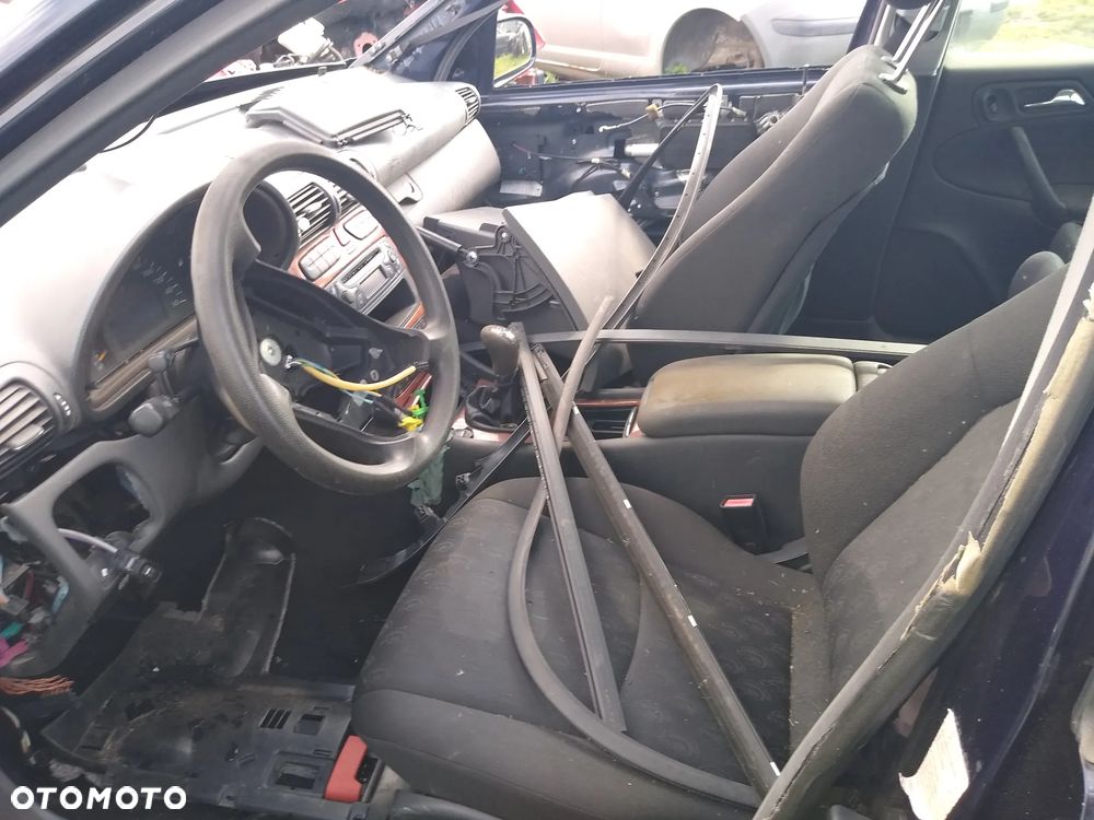 Mercedes benz W203 - 4