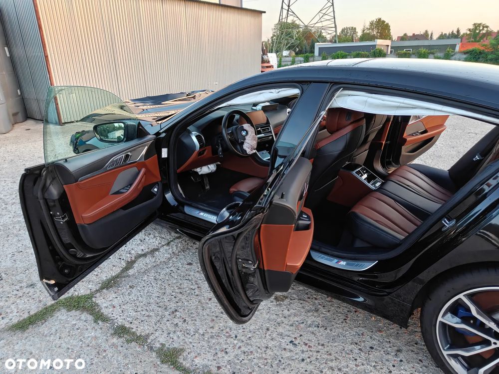 BMW Seria 8 - 17