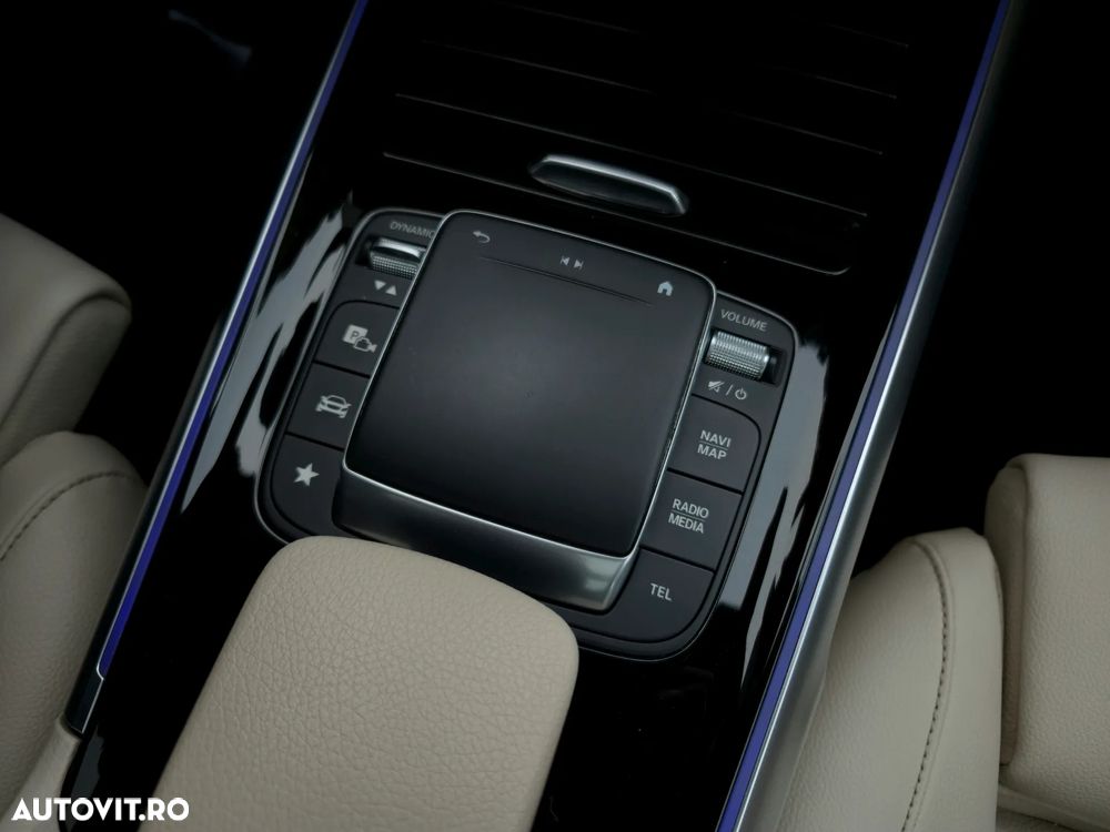 Mercedes-Benz GLB 200 4MATIC Aut. - 24