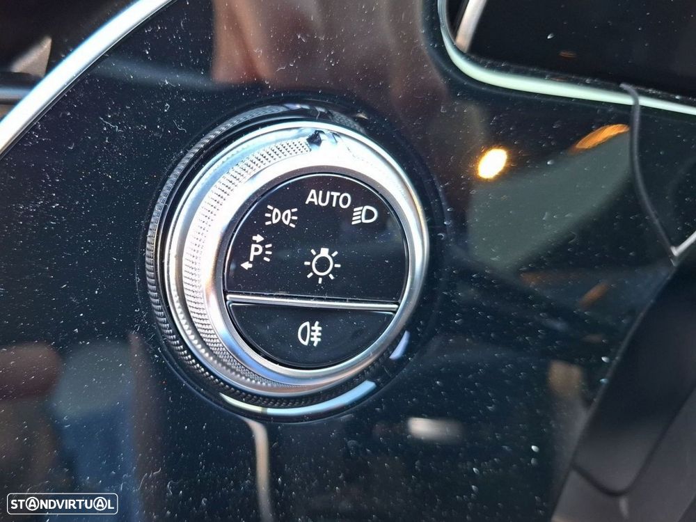 Mercedes-Benz E 53 AMG Hybrid 4Matic+ - 22