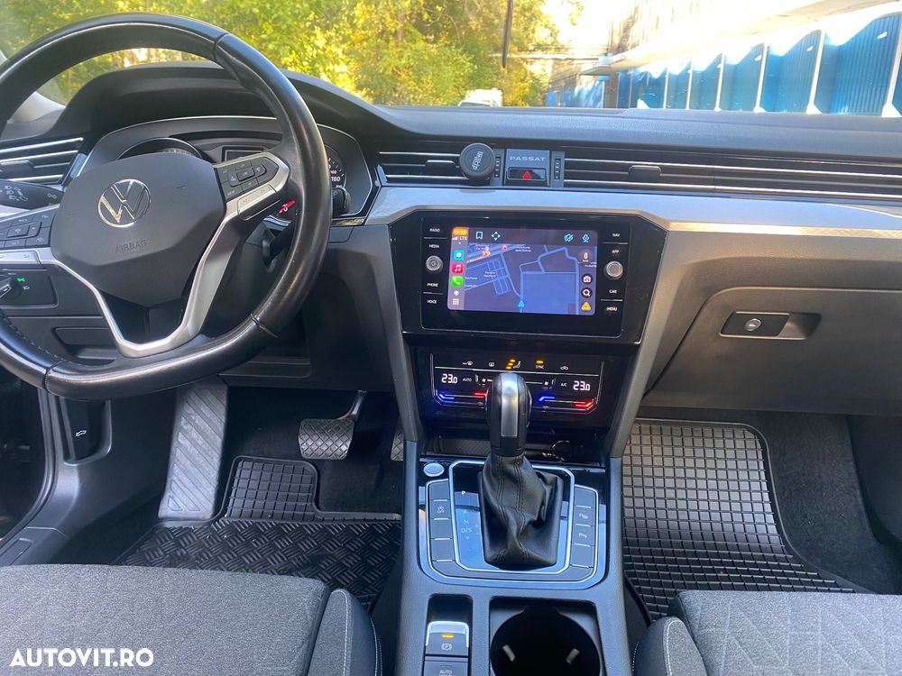 Volkswagen Passat Variant 2.0 TDI DSG Elegance - 15