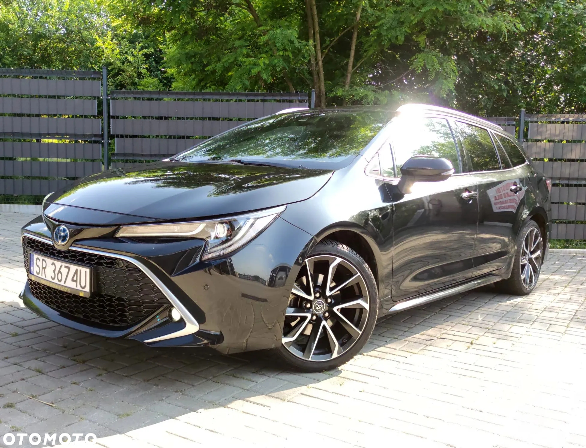 Toyota Corolla 2.0 Hybrid Executive - 4