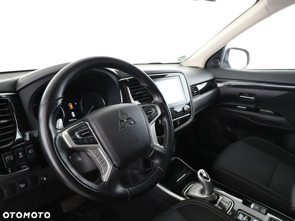 Mitsubishi Outlander 2.4 4WD - 15