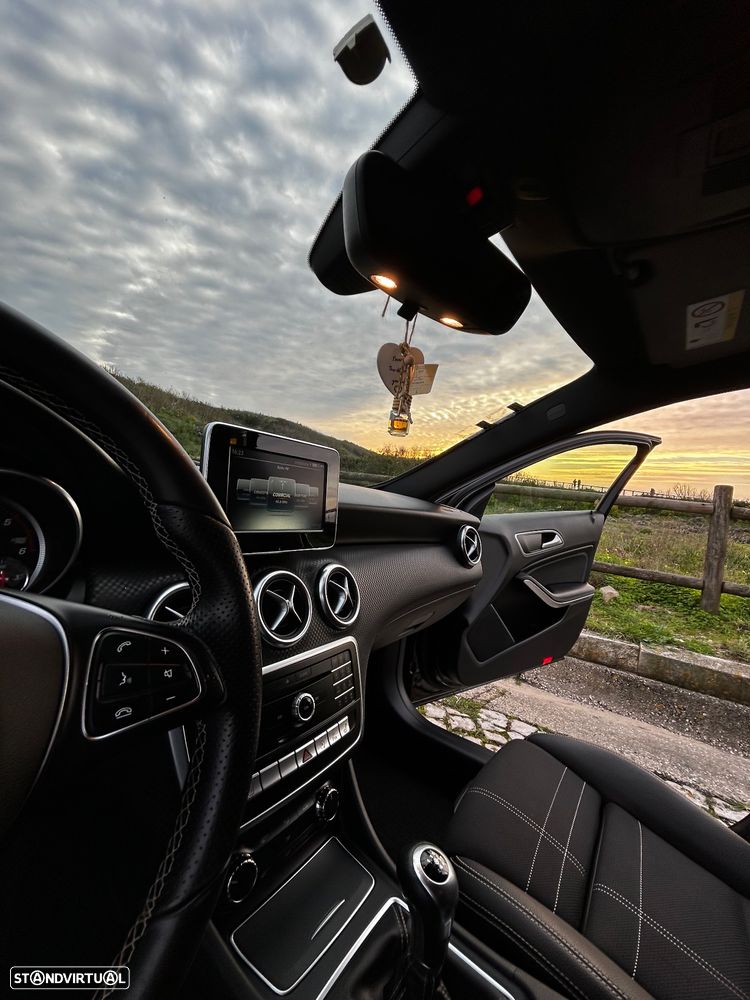 Mercedes-Benz A 180 d - 12