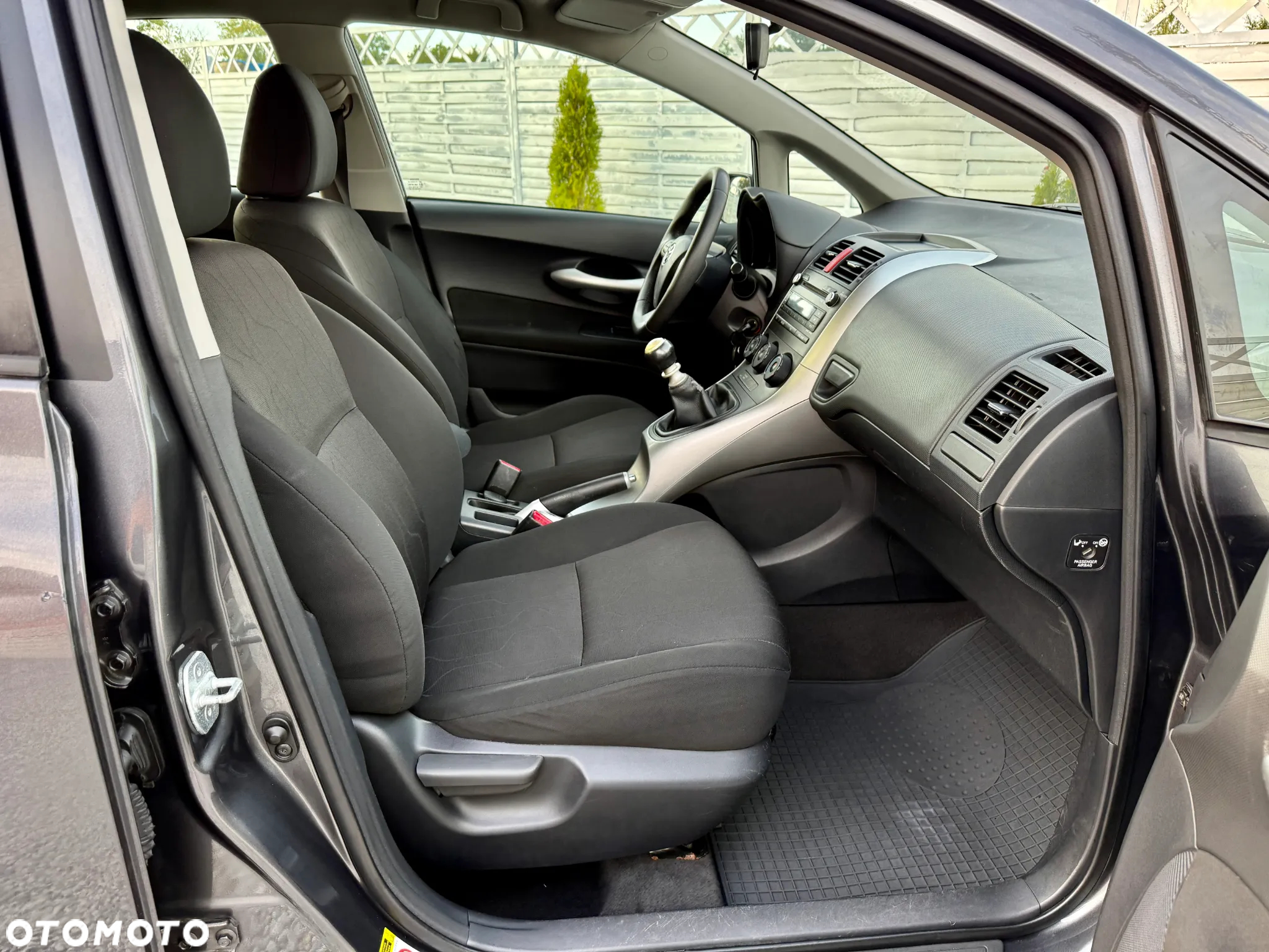 Toyota Auris 1.33 VVT-i Terra - 5