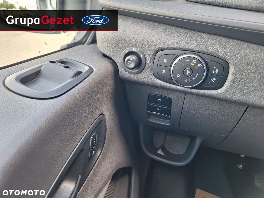 Ford Transit - 13