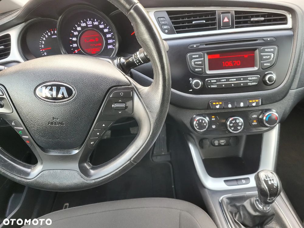 Kia Ceed 1.4 CVVT Edition 7 - 10