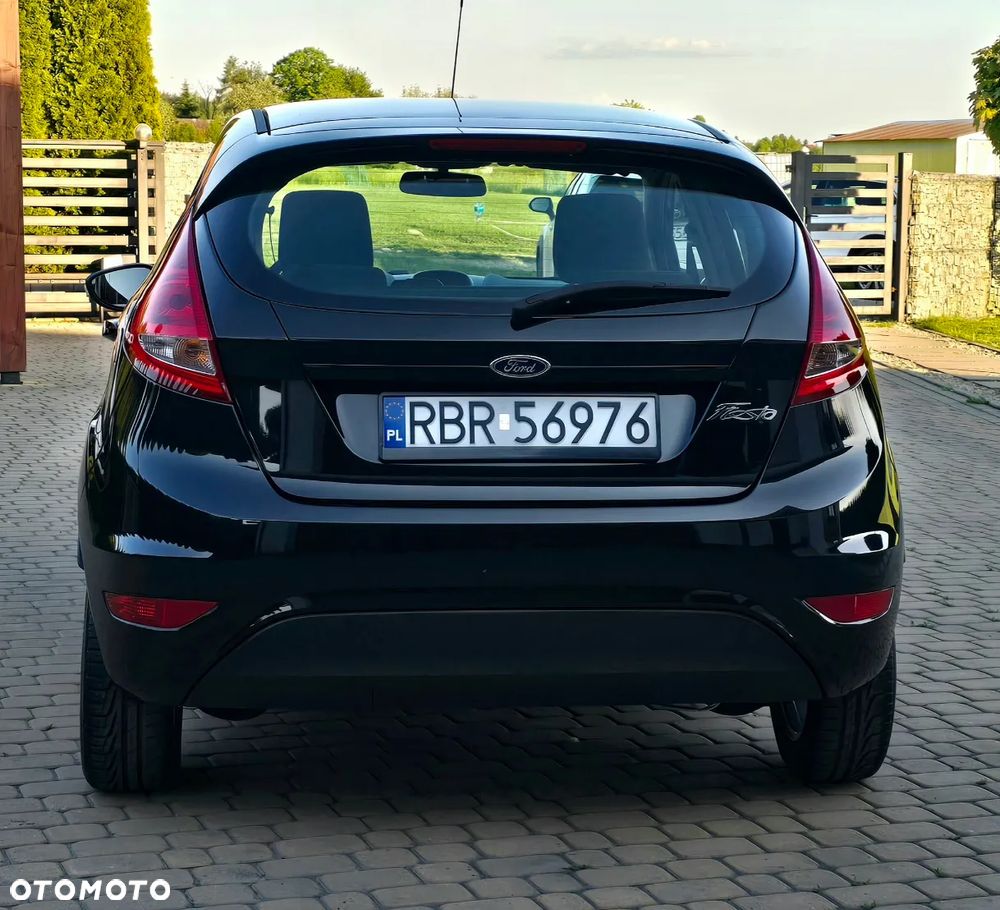 Ford Fiesta 1.4 Champions Edition - 9