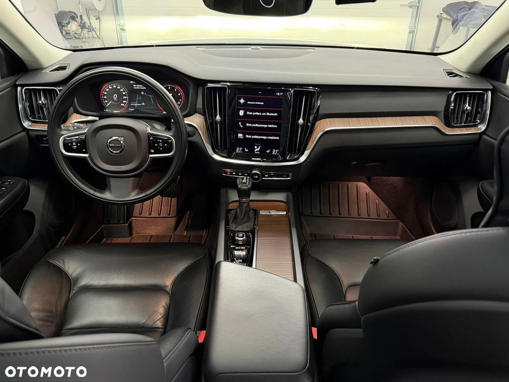 Volvo S60 T6 AWD Momentum Pro - 13