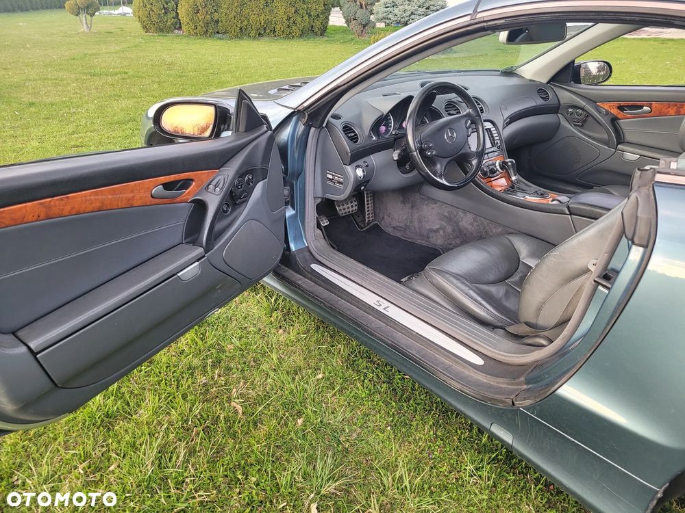 Mercedes-Benz SL - 15