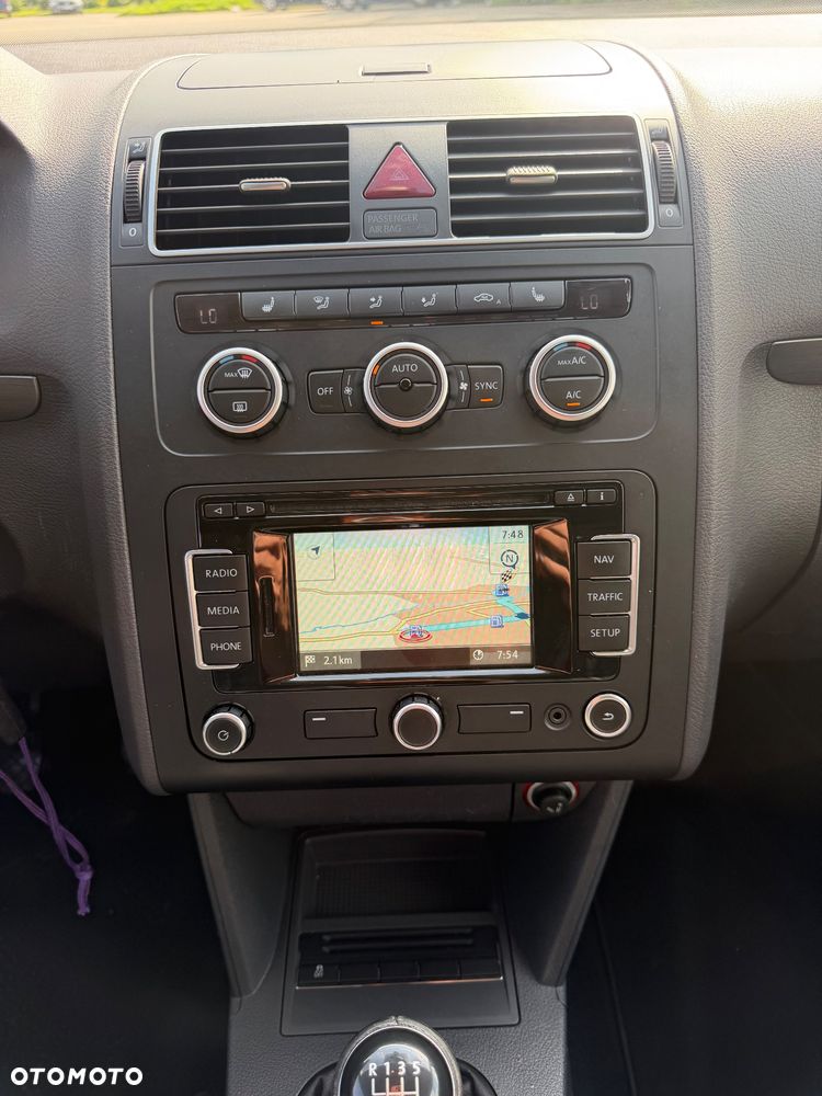 Volkswagen Touran 2.0 TDI DPF Cross Perfectline - 11
