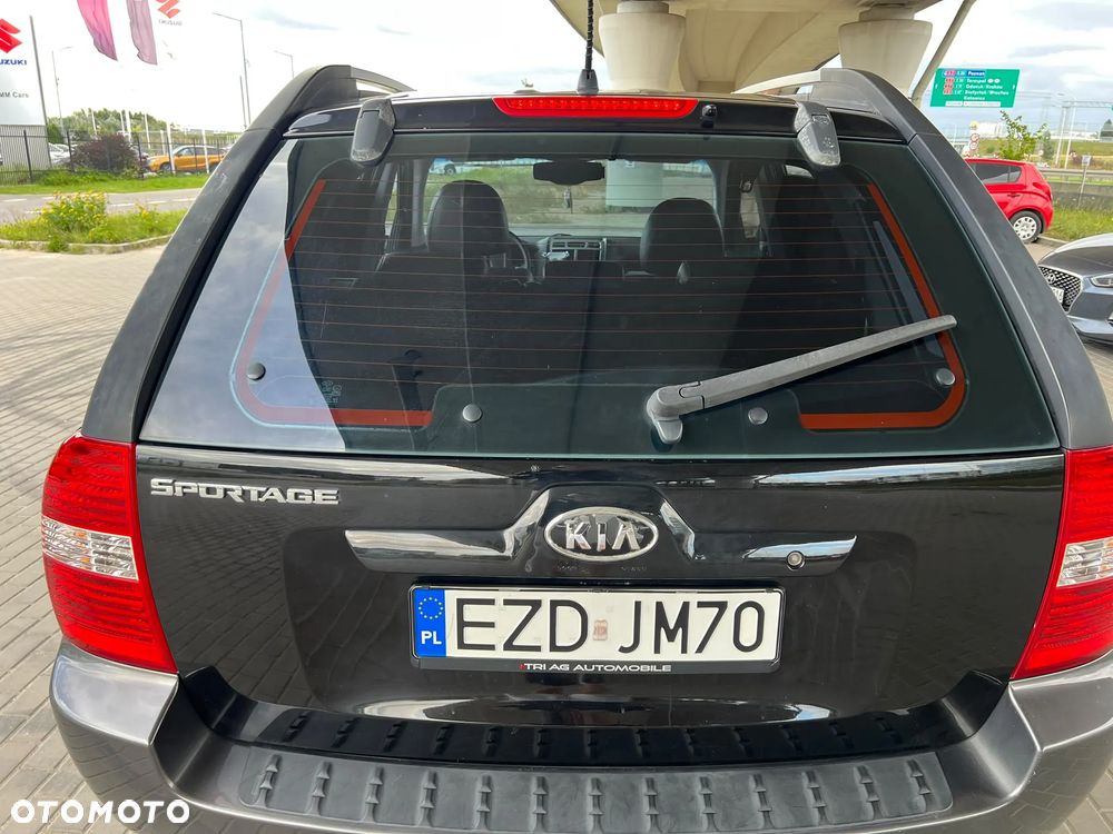 Kia Sportage 2.0 Expedition - 10